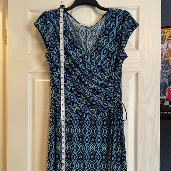Geometric Print Mock-Wrap Dress - Picture 1 of 9